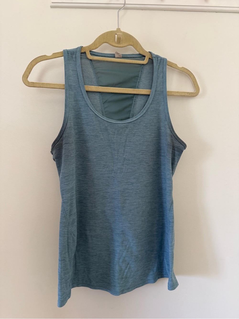 Old Navy Active Breathe On Tank Top, light blue, size small